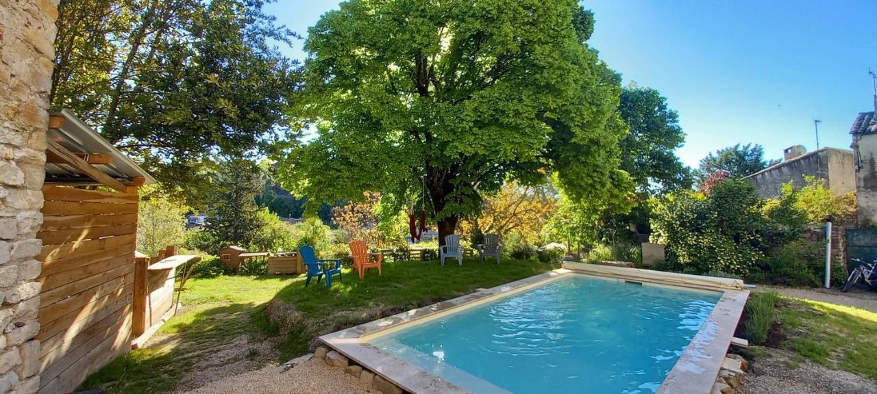 Chambre Du Tilleul - Charme, Confort Et Piscine Sigonce Bagian luar foto