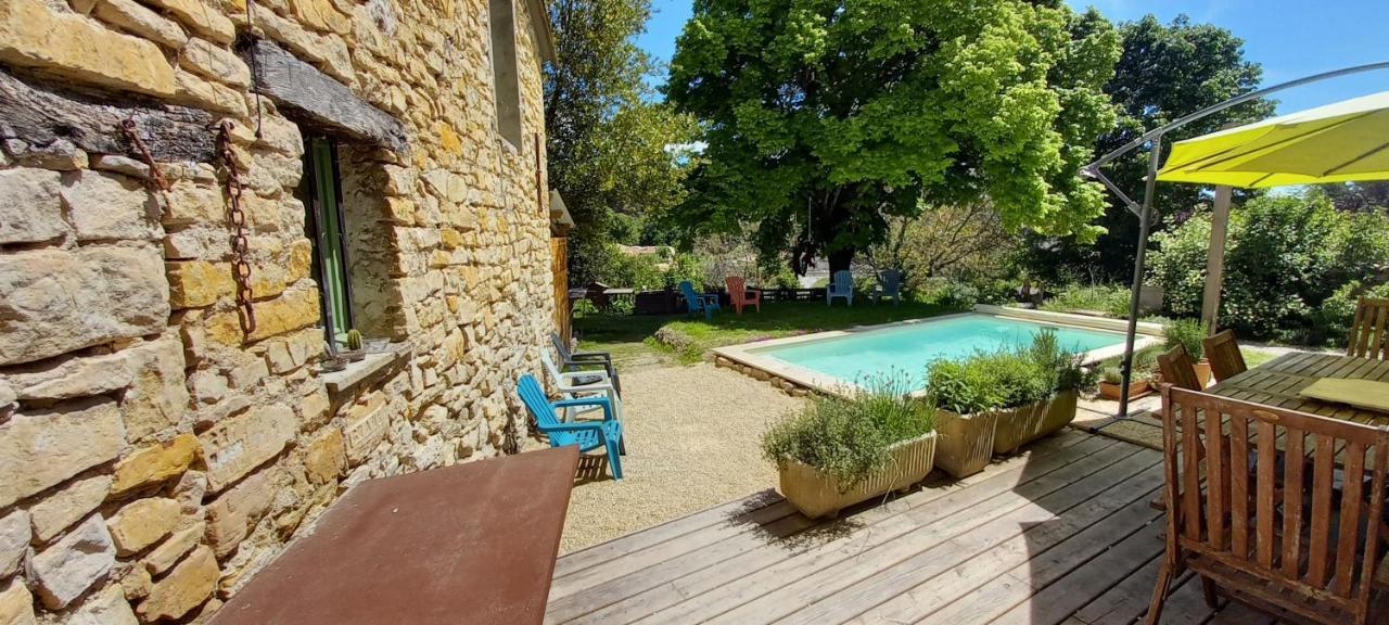 Chambre Du Tilleul - Charme, Confort Et Piscine Sigonce Bagian luar foto