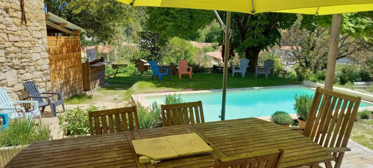 Chambre Du Tilleul - Charme, Confort Et Piscine Sigonce Bagian luar foto